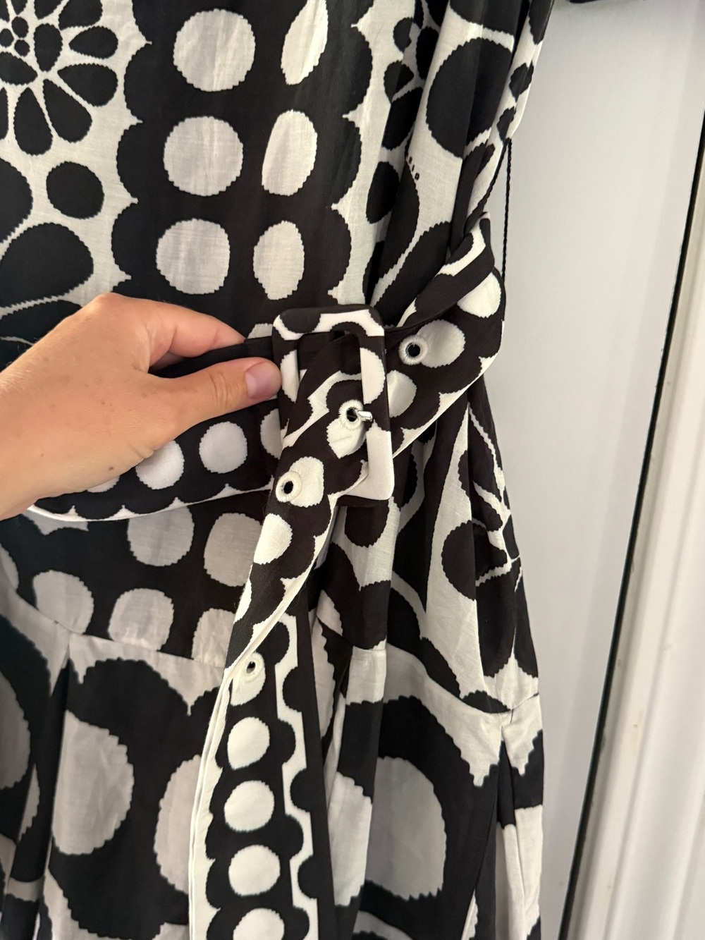 Palermo Puff Sleeve Mini Dress - Picture 3 of 5